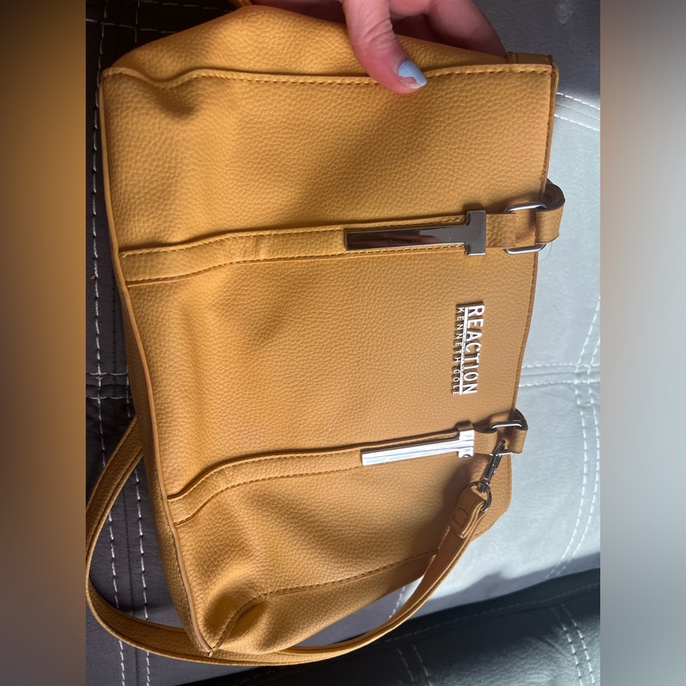 Medium sized purse